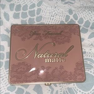 Too faced natural matte pallet